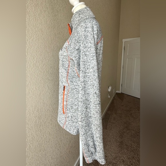 NFL Team Apparel Denver Broncos Full-Zip Fleece Jacket – Women’s Small - Picture 7 of 8